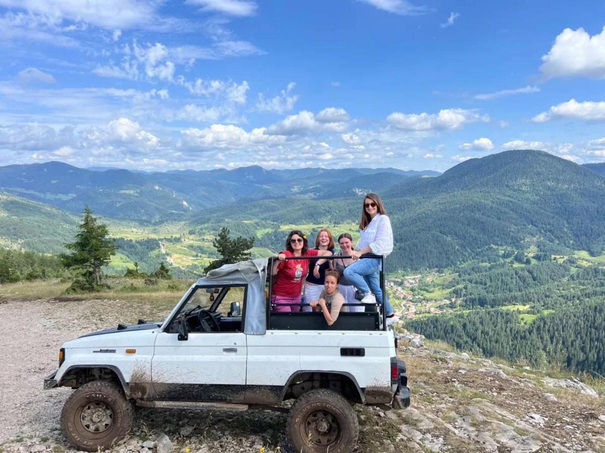 Къща За Гости "Домът На Краси" Yagodina Buitenkant foto